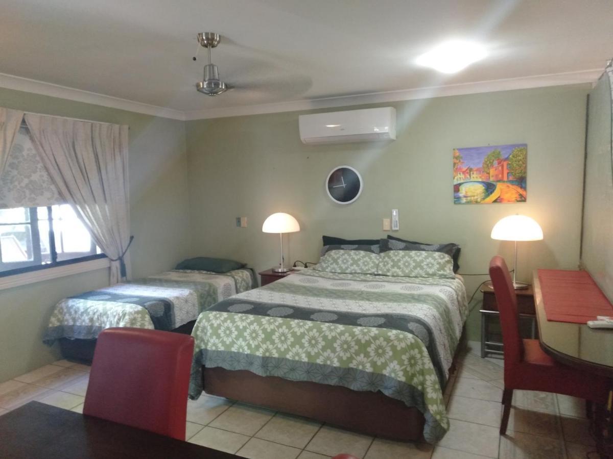 Homestay At Julie'S Κερνς Εξωτερικό φωτογραφία