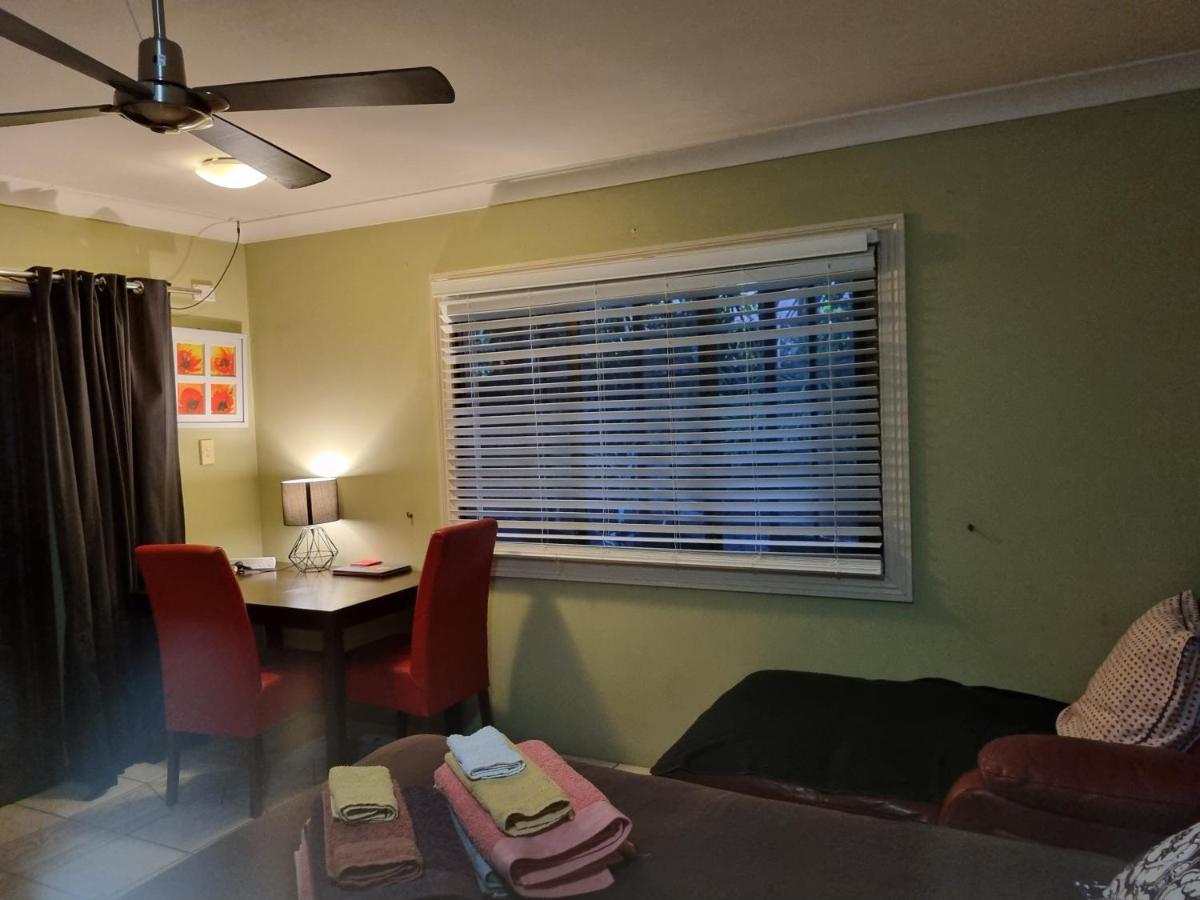 Homestay At Julie'S Κερνς Εξωτερικό φωτογραφία