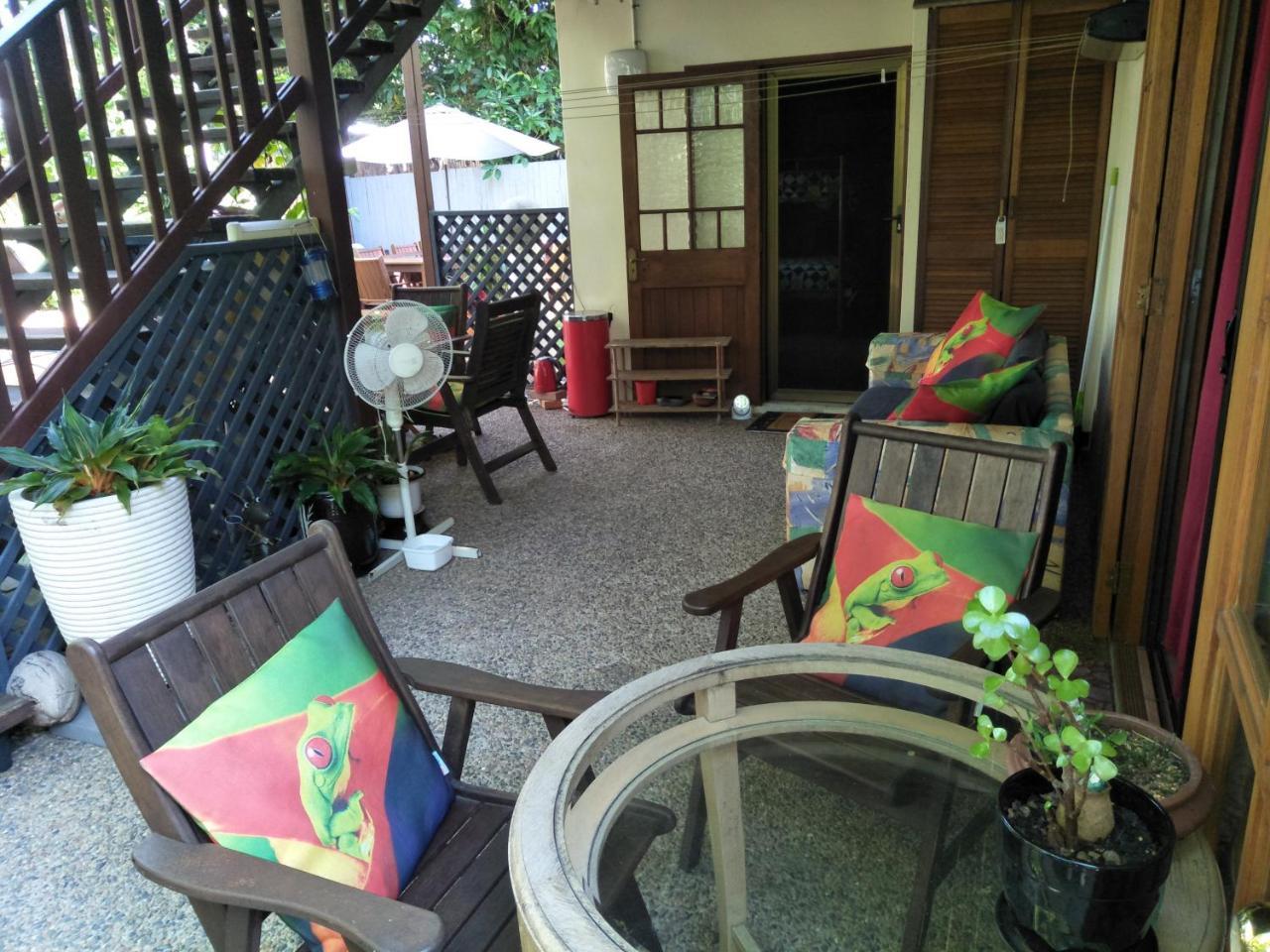 Homestay At Julie'S Κερνς Εξωτερικό φωτογραφία